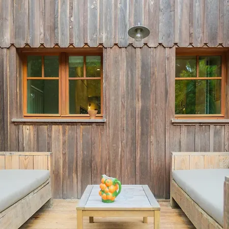 Mandarine Ferienhaus